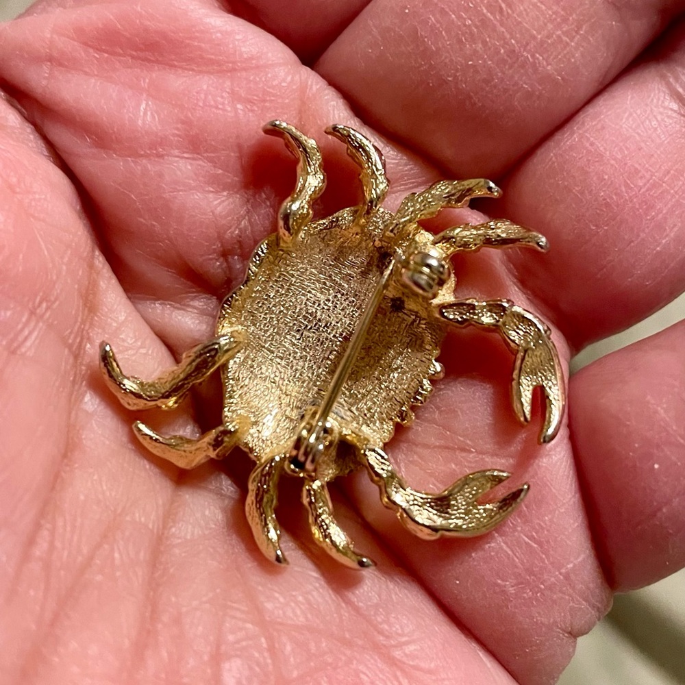 Gold Crab Pin Brooch - Sparkling Textured Finish - Picture 2 of 2